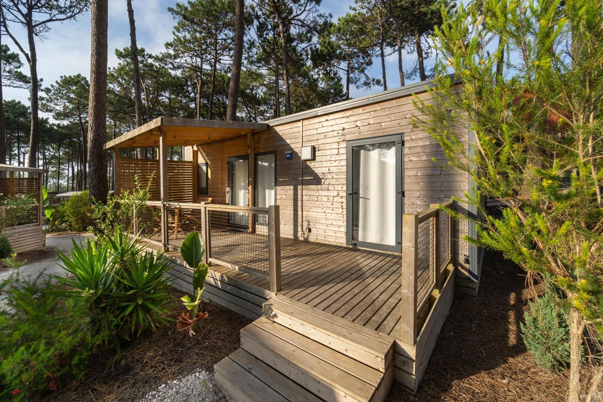 Ohai Nazare Outdoor Resort Exterior photo