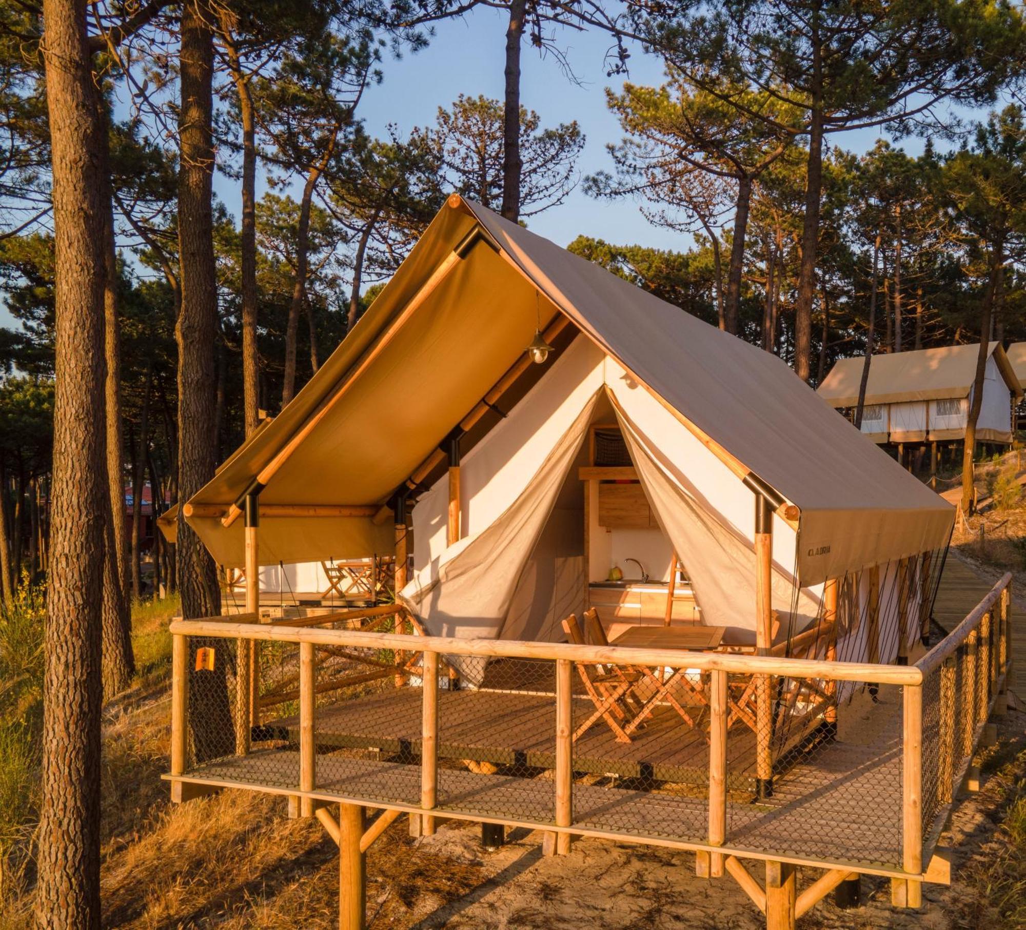 Ohai Nazare Outdoor Resort Room photo