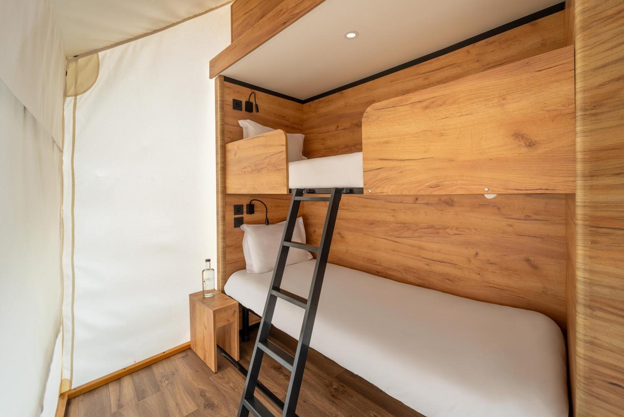 Ohai Nazare Outdoor Resort Room photo